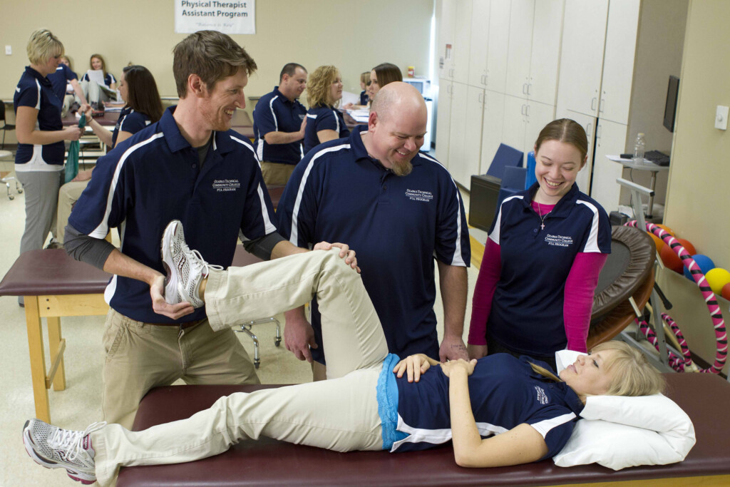 Physical Therapist Aide Dates Patient Education 