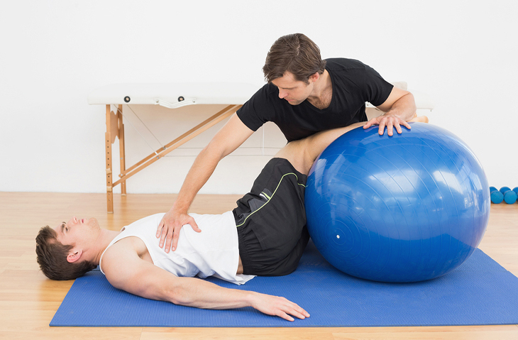 Physical Therapist Assistants And Aides What Do Physical Therapist 