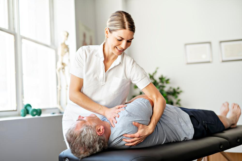 Physical Therapist Vs Chiropractor MPOWER Physical Therapy Massage 